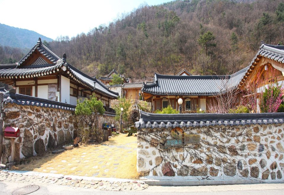 우산정사한옥민박
