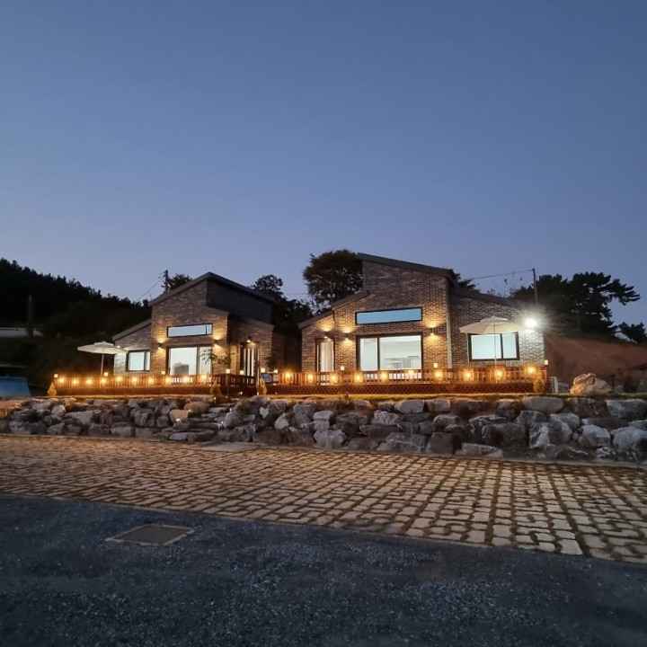 밤섬나루 펜션