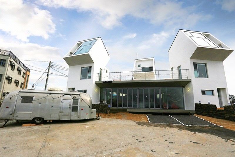 W728 house